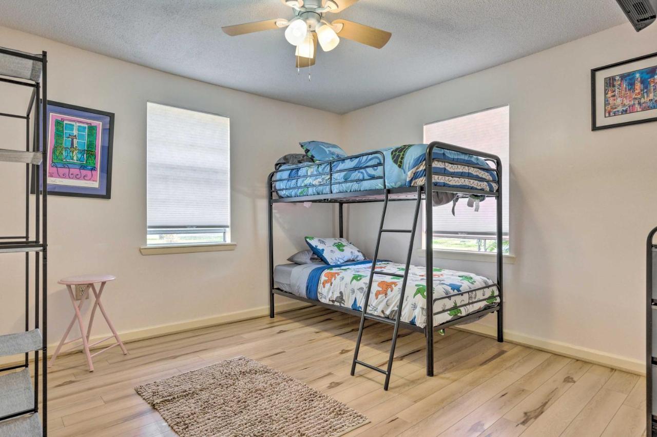 Stunning Gulfport Getaway About 1 Mi To The Beach Екстериор снимка