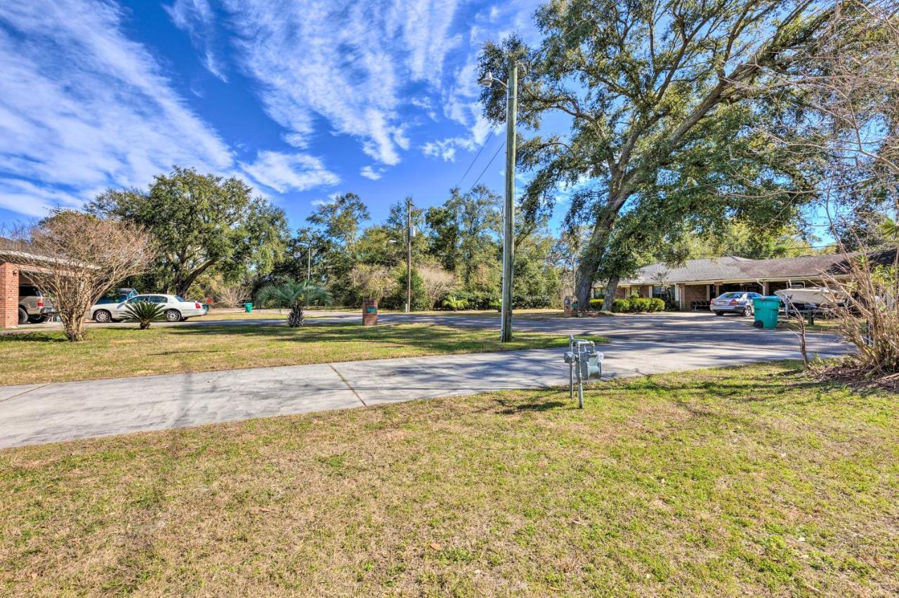 Stunning Gulfport Getaway About 1 Mi To The Beach Екстериор снимка
