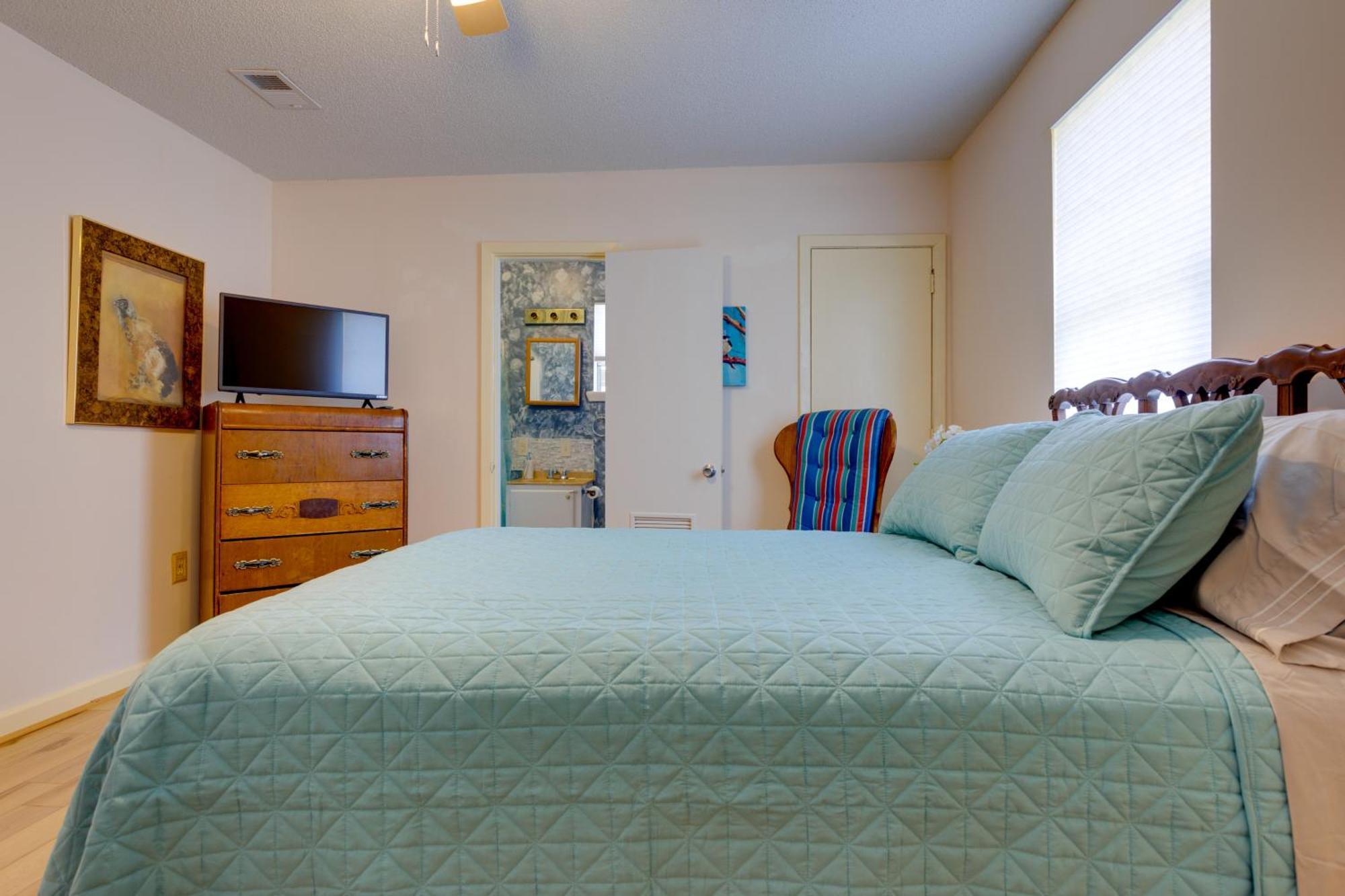 Stunning Gulfport Getaway About 1 Mi To The Beach Екстериор снимка