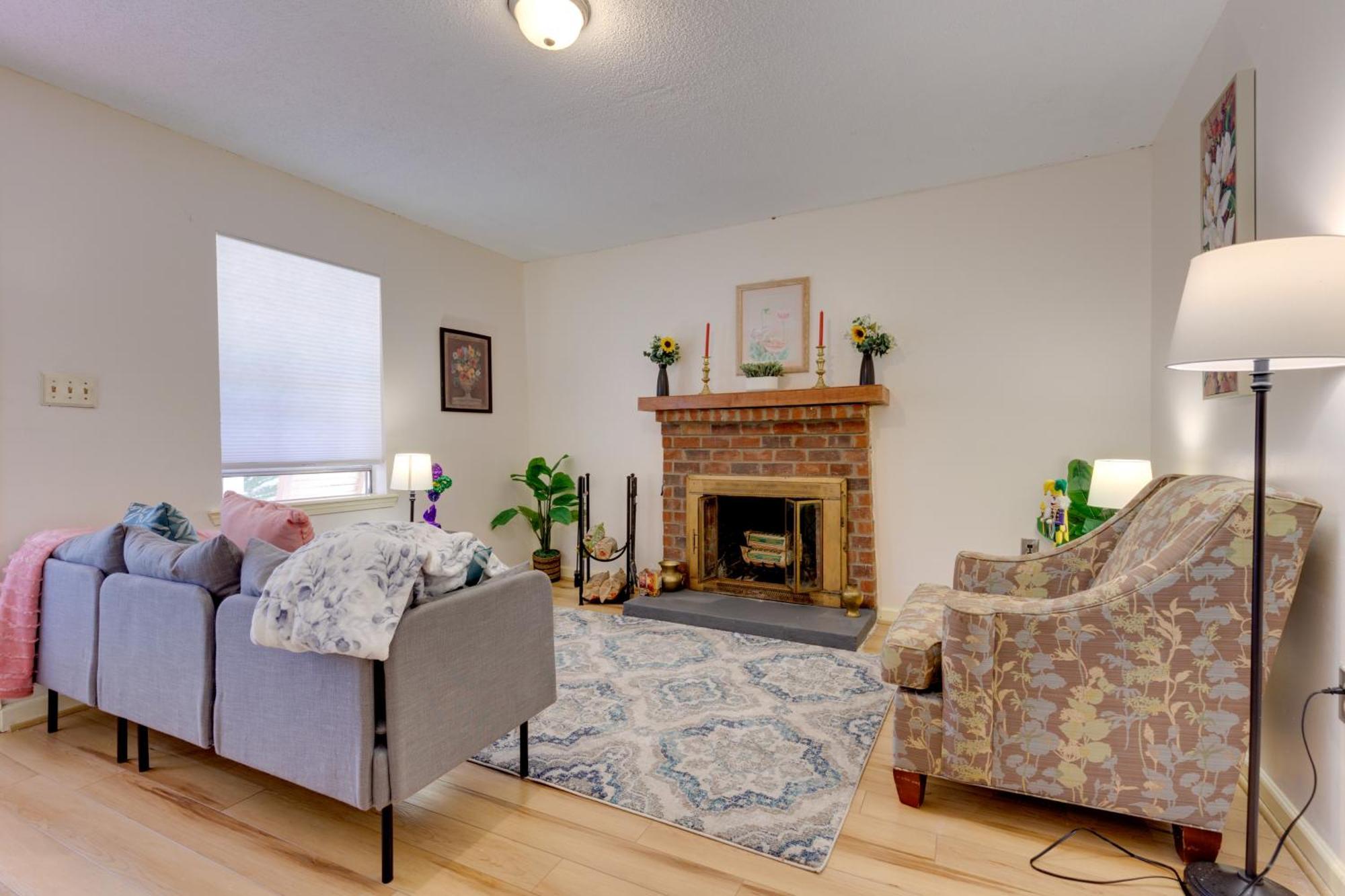 Stunning Gulfport Getaway About 1 Mi To The Beach Екстериор снимка